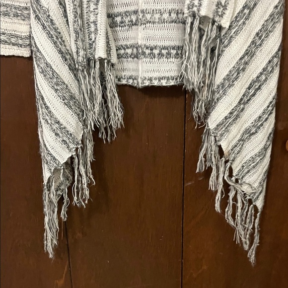 Cato Black and White Striped Cardigan Medium - Picture 7 of 14